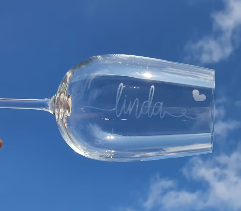 Personalisiertes Weißweinglas (geätzt)